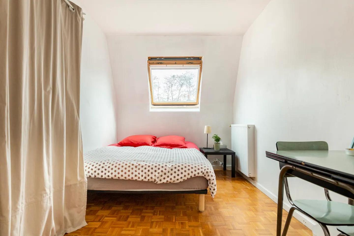 Chambre 2 Pers, Repas Et Taxi Cdg Extra Aulnay-sous-Bois Exterior photo