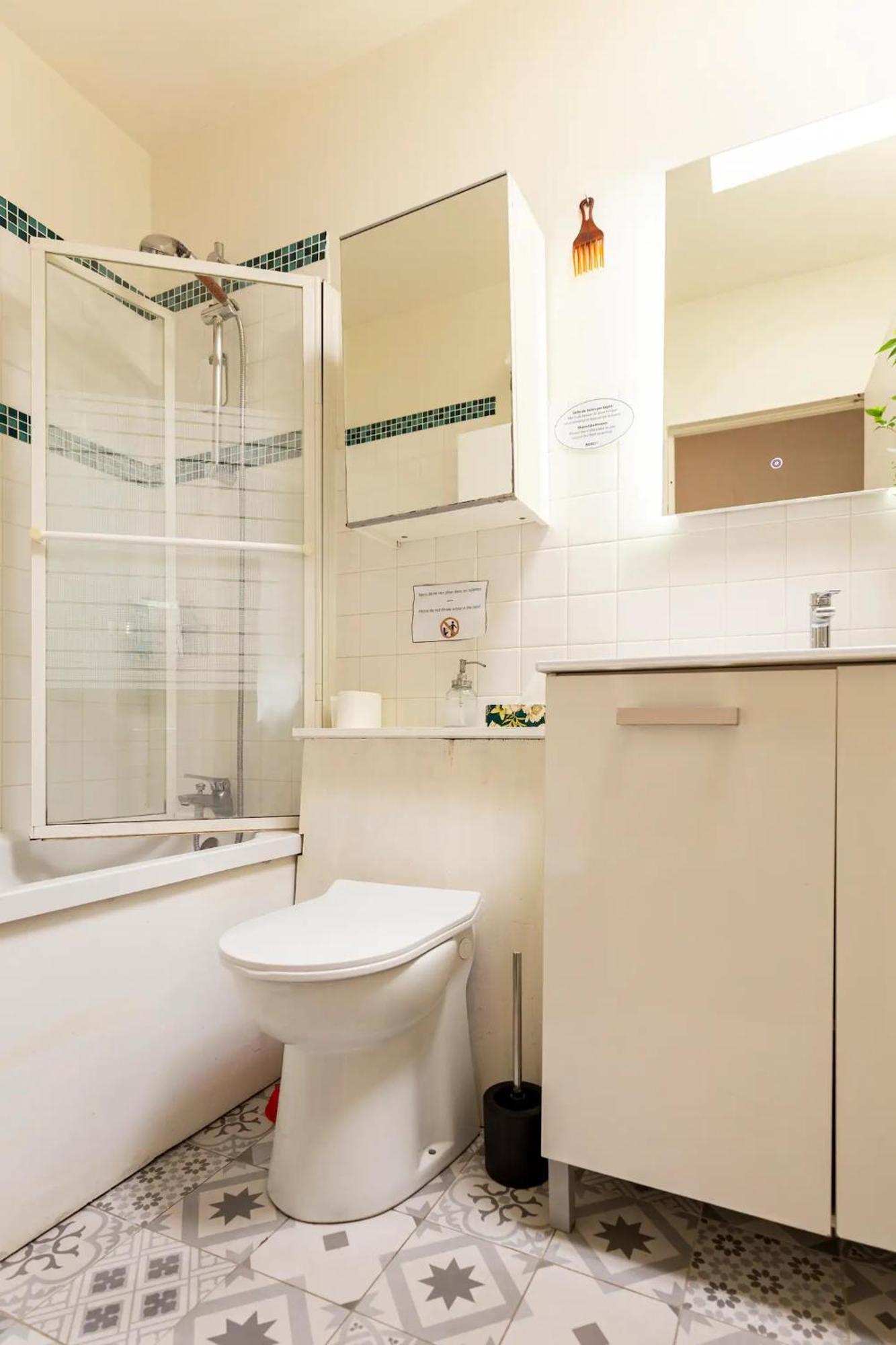 Chambre 2 Pers, Repas Et Taxi Cdg Extra Aulnay-sous-Bois Exterior photo